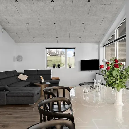 3 Bedroom Stunning In 펜션 아벤라