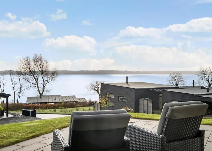 3 Bedroom Stunning In Holiday home *
