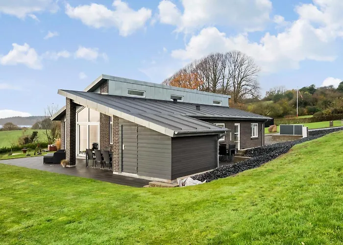 3 Bedroom Stunning In Holiday home